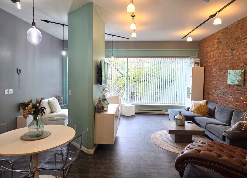 More Photos Of 14 E 3rd St, Jamestown Flex For Sale