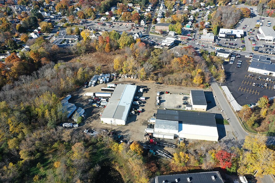 75 Phoenix Ave, Lowell, MA 01852 Service For Sale