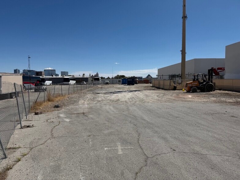 More Photos Of 4980 Rogers St, Las Vegas Land For Lease