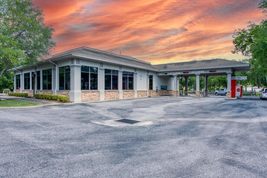 More Photos Of 2510 SE Maricamp Rd, Ocala Bank For Sale