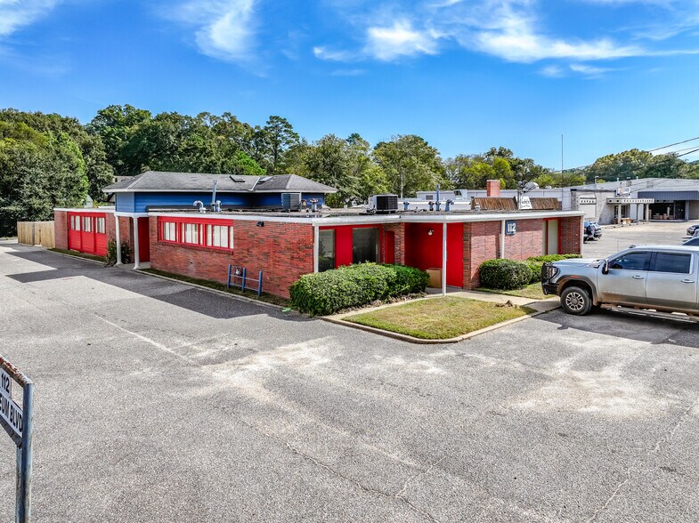 Primary Photo Of 112 Coliseum Blvd, Montgomery Office For Sale
