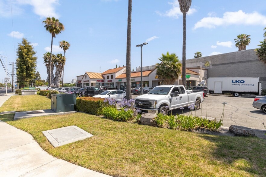 More Photos Of 2503-2529 Scott Blvd, Santa Clara Freestanding For Sale