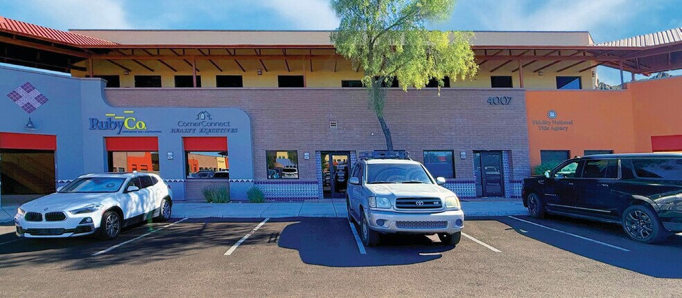 More Photos Of 4007 E Paradise Falls Dr, Tucson Medical For Lease