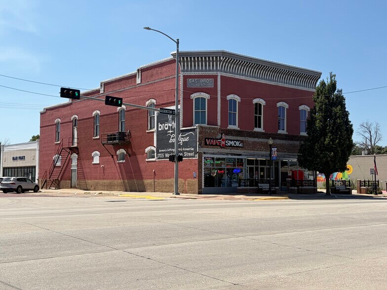 More Photos Of 1705 Washington St, Blair Storefront Retail Office For Sale