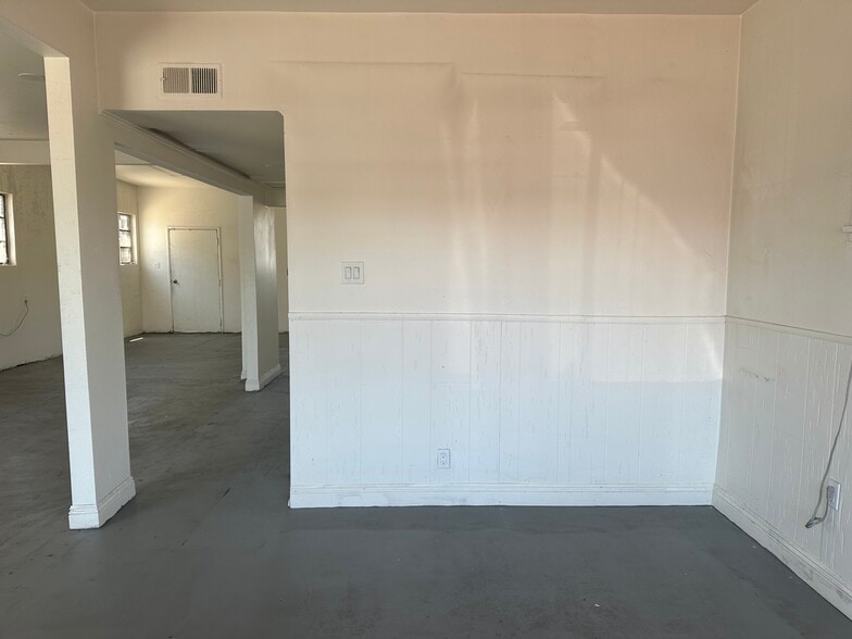More Photos Of 18015-18021 Pioneer Blvd, Artesia Office Residential For Lease