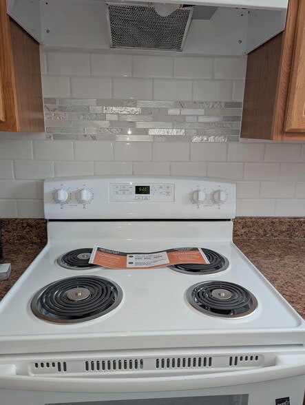 More Photos Of 601 Eastern Ave, Fairmount Heights Office Residential For Sale