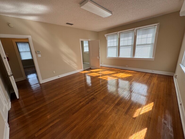 More Photos Of 436 S Fannin Ave, Tyler Office Residential For Sale