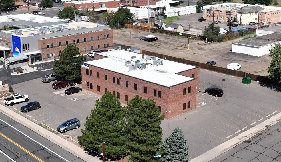 More Photos Of 8725 W 14th Ave, Lakewood Office For Sale