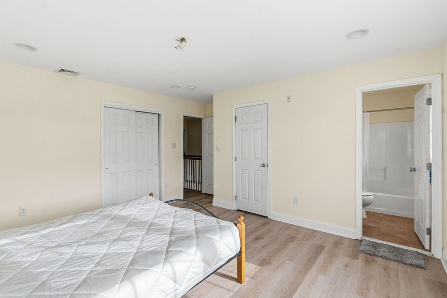 More Photos Of 2090 Blue Bell Rd, Williamstown Land For Sale