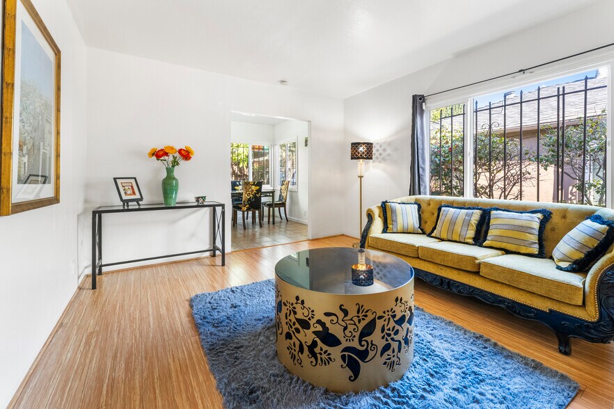 More Photos Of 6504 Bancroft Ave, Oakland Apartments For Sale