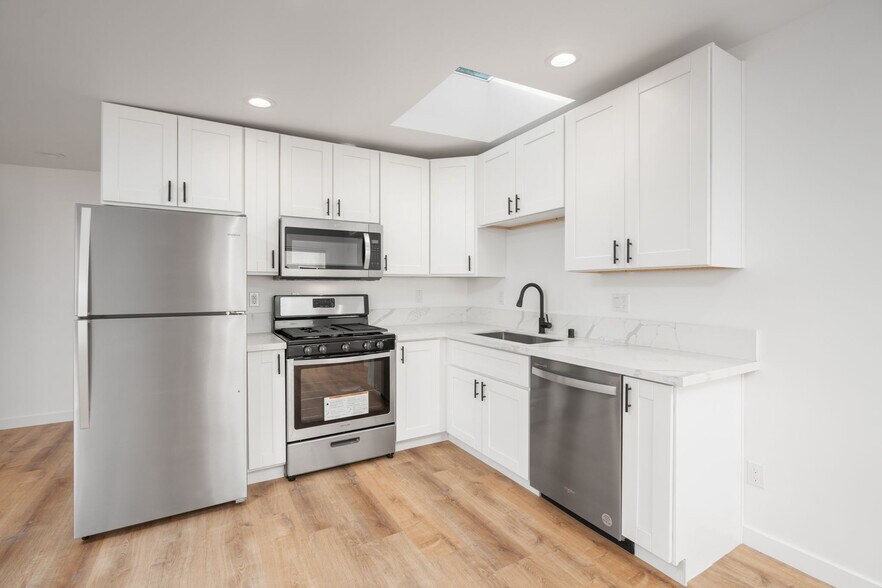 More Photos Of 4161 Clairemont Mesa Blvd, San Diego Apartments For Sale