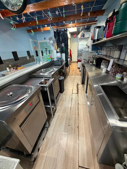 More Photos Of 274-280 Park Rd, West Hartford Apartments For Lease