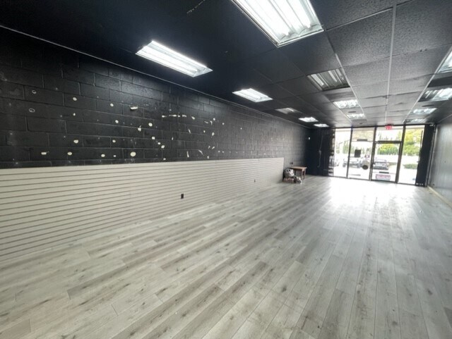 More Photos Of 10100-10122 Topanga Canyon Blvd, Chatsworth Freestanding For Lease