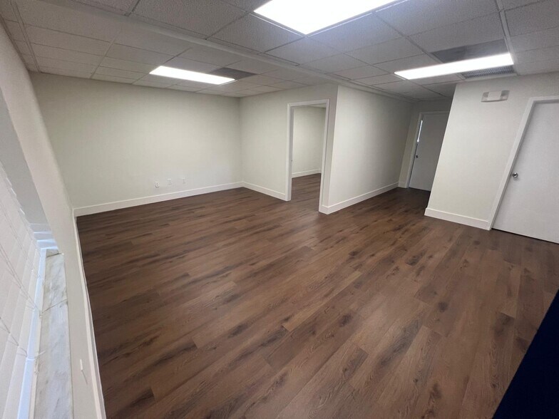 More Photos Of 145 Madeira Ave, Coral Gables Loft Creative Space For Lease