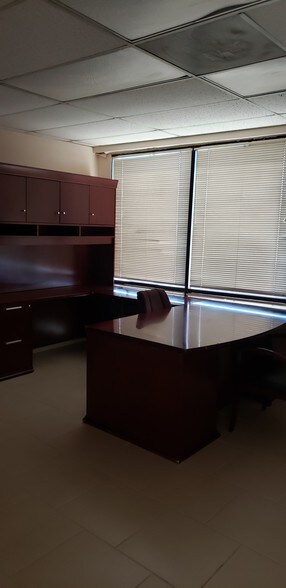 More Photos Of 3120 N 19th Ave, Phoenix Office For Lease