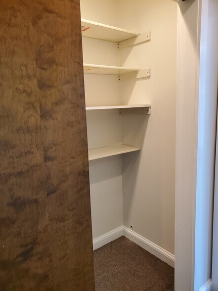 More Photos Of 78 S Courtland St, East Stroudsburg Office For Lease