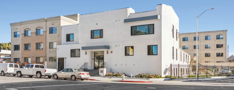 More Photos Of 1228 36th Ave, Oakland Apartments For Sale