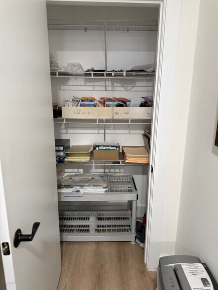 More Photos Of 154 Pleasant St, North Andover Office For Lease