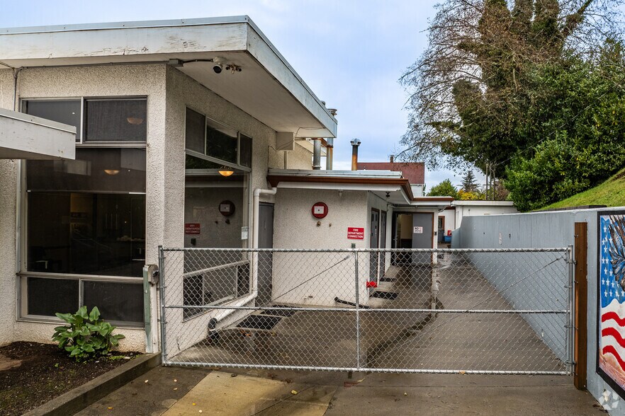 More Photos Of 263 W Exchange St, Astoria Rehabilitation Center For Sale