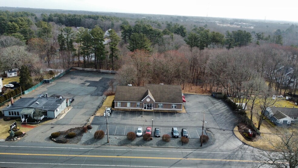 More Photos Of 406 Turnpike St, South Easton Office For Lease