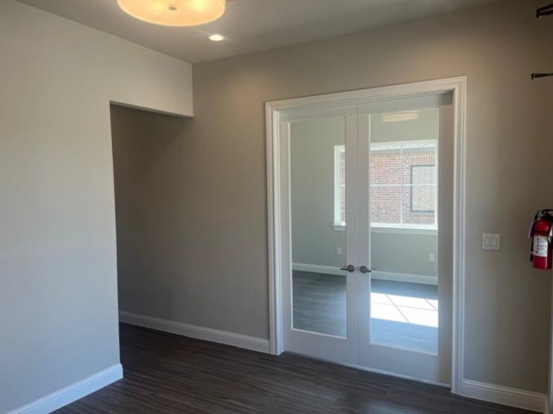 More Photos Of 2601 Little Elm Pky, Little Elm Medical For Sale