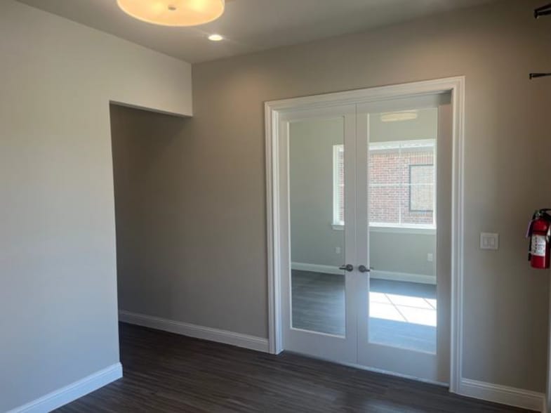 More Photos Of 2601 Little Elm Pky, Little Elm Medical For Sale