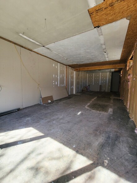 More Photos Of 1431-1435 E Vernon Rd, Philadelphia Restaurant For Lease