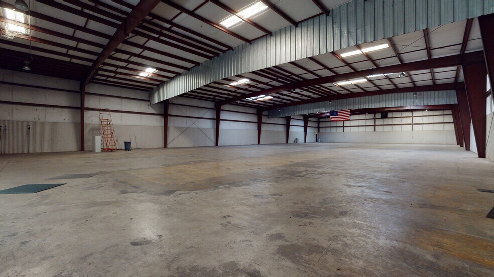 More Photos Of 2428 Nc-11 Hwy N, Kinston Warehouse For Sale