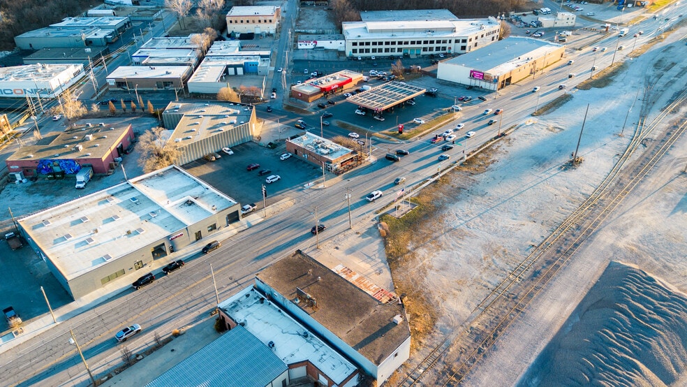 More Photos Of 3054 Southwest Blvd, Kansas City Warehouse For Sale