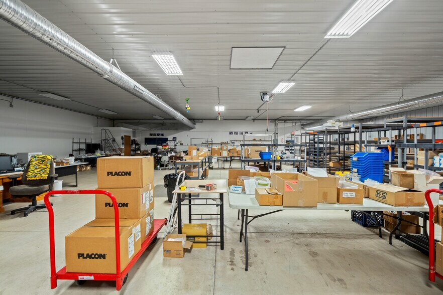 More Photos Of 130 Elizabeth Ln, Genoa City Industrial For Lease