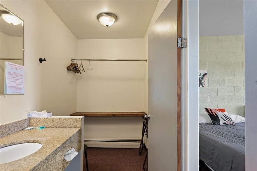 More Photos Of 215 E 3rd St, La Junta Hotel For Sale
