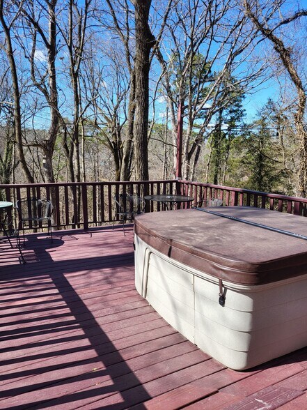 More Photos Of 5 Ojo St, Eureka Springs Hospitality For Sale