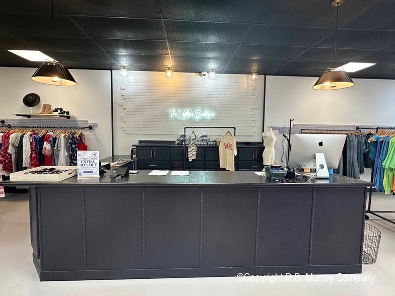 More Photos Of 1324-1326 E. Battlefield, Springfield General Retail For Lease