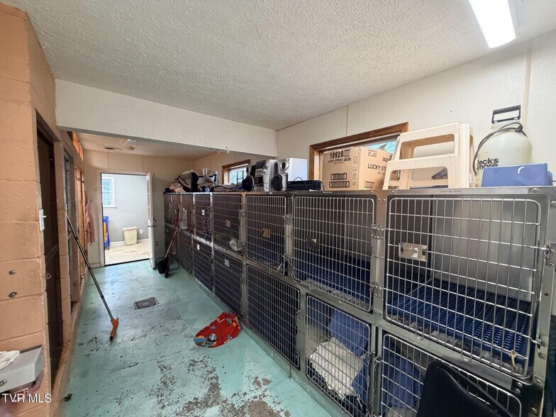 More Photos Of 404 Hurricane Rd NE, Wise Medical For Sale