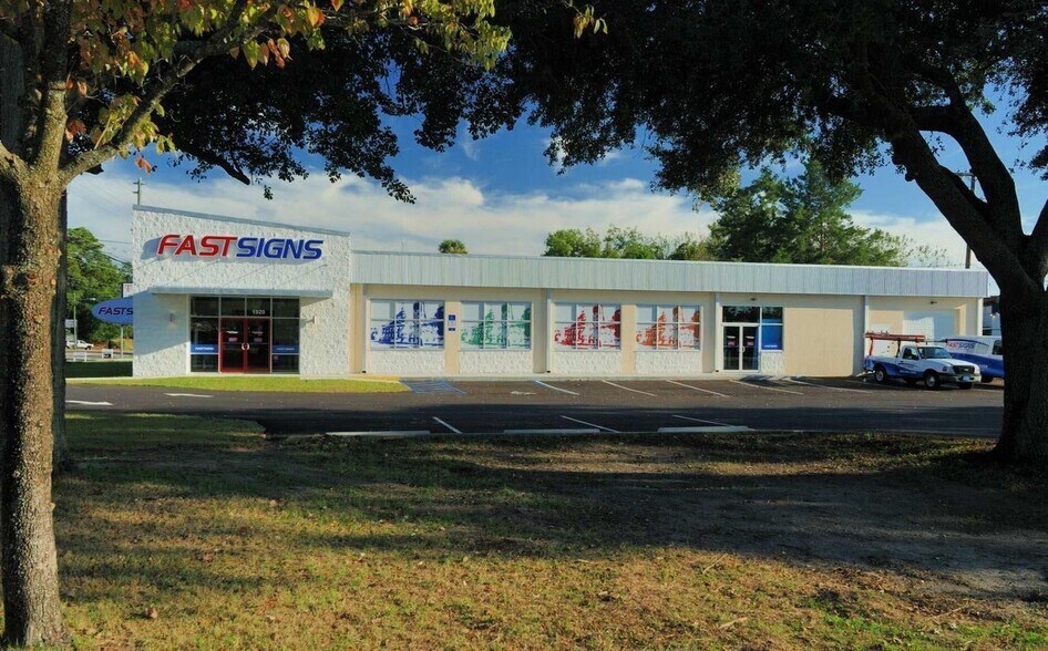 More Photos Of 1920 N Monroe St, Tallahassee Storefront Retail Office For Lease