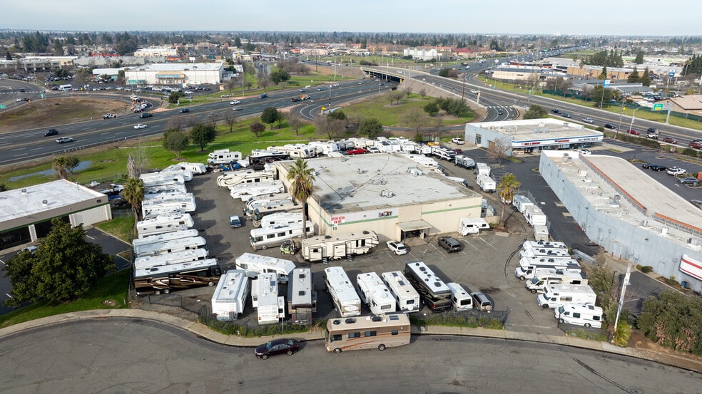 Primary Photo Of 11 Quinta Ct, Sacramento Industrial For Sale