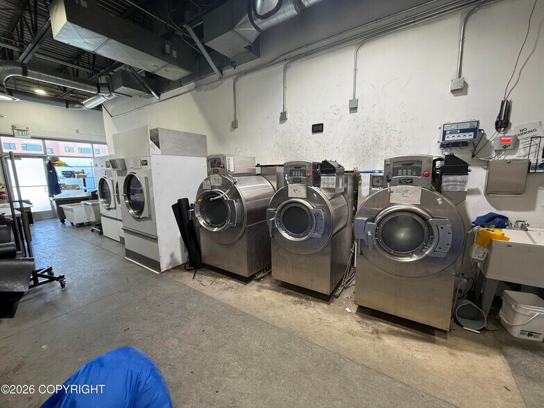 More Photos Of 409 W Fireweed Ln, Anchorage Storefront Retail Office For Sale