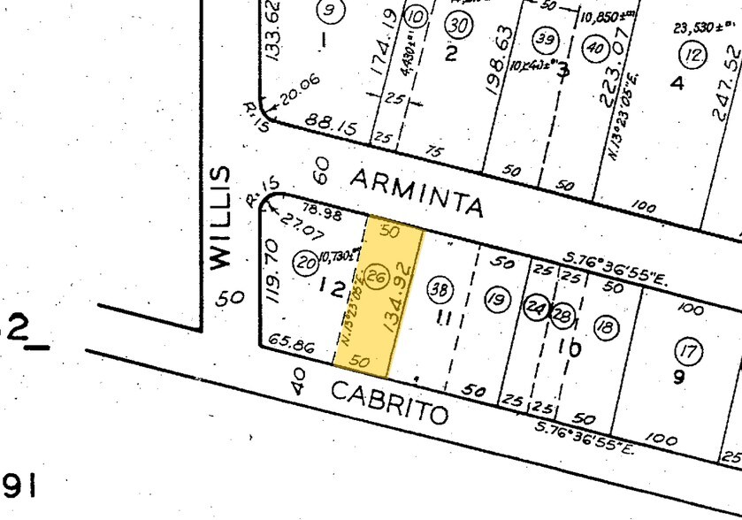 More Photos Of 14750 Arminta St, Panorama City Manufacturing For Lease