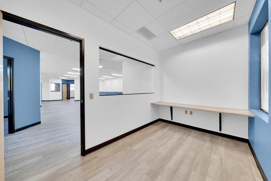 More Photos Of 4729 E Union Hills Dr, Phoenix Medical For Sale