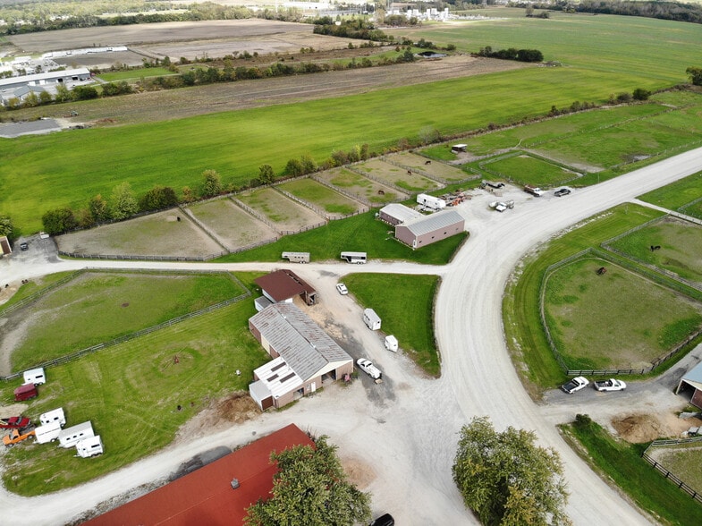 More Photos Of 475 W New Monee Rd, Crete Horse Stables For Sale