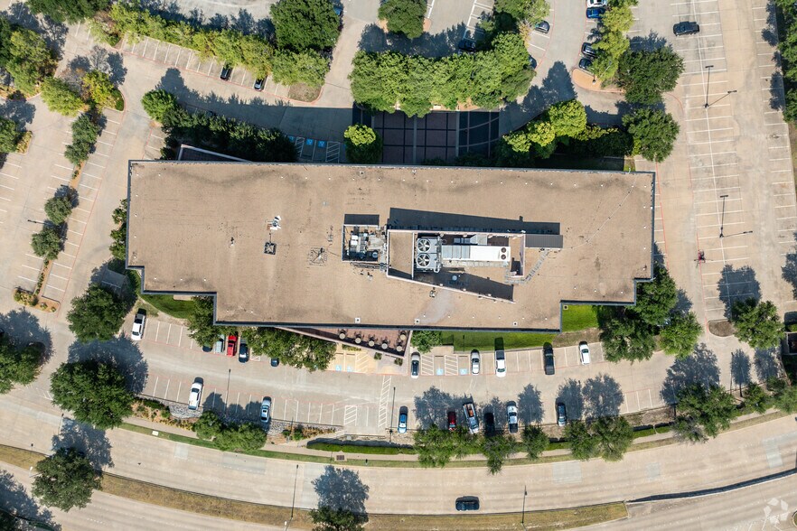 More Photos Of 1600 N Collins Blvd, Richardson Office For Lease