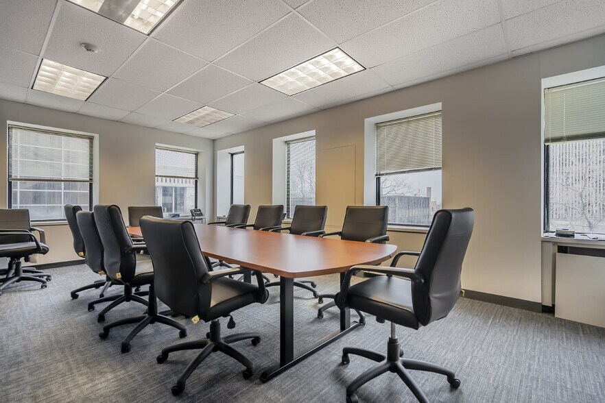 More Photos Of 55-75 Erieview Plz, Cleveland Office For Sale