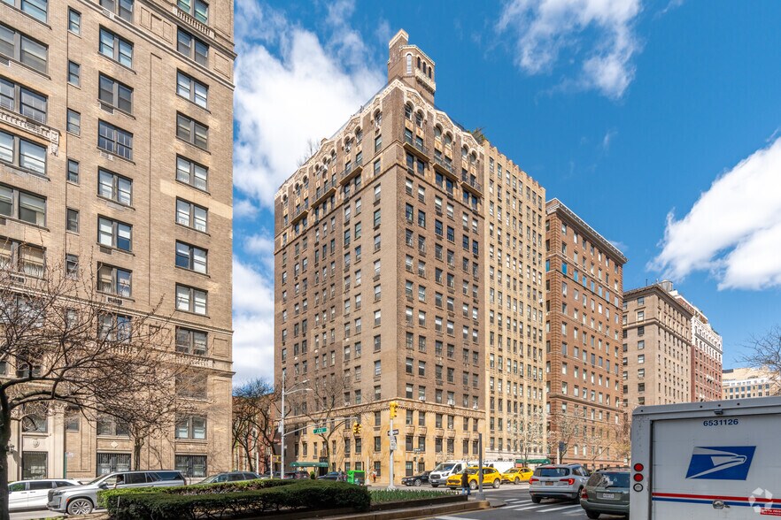 More Photos Of 940 Park Ave, New York Apartments For Sale