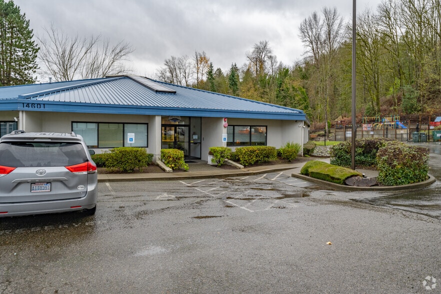More Photos Of 14601 Interurban Ave S, Tukwila Office For Sale