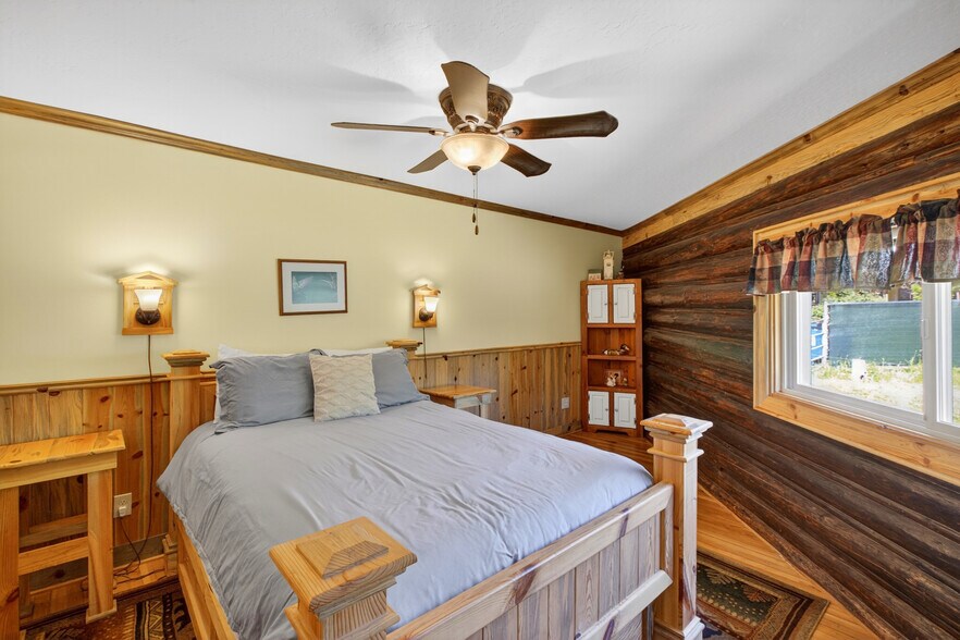 More Photos Of 1258 Highway 141, White Salmon Hospitality For Sale