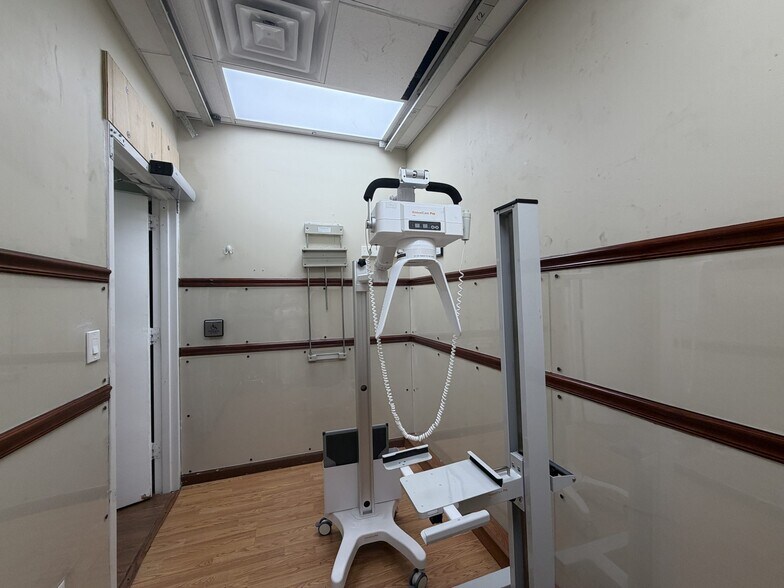 More Photos Of 100 Livingston St, Brooklyn Medical For Lease