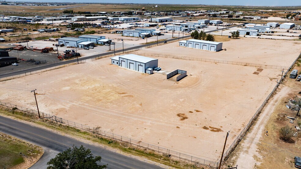 More Photos Of 3105 S County Road 1255, Midland Warehouse For Lease
