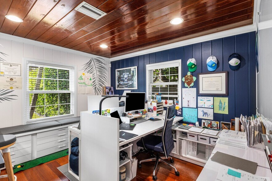 More Photos Of 103 NE 4th St, Delray Beach Office Residential For Sale