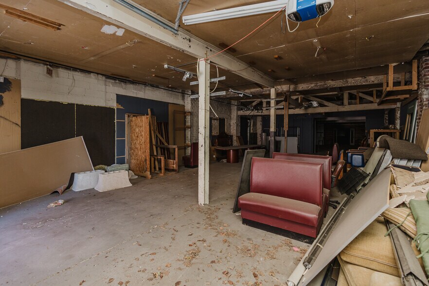 More Photos Of 470 N Seneca St, Wichita Warehouse For Sale