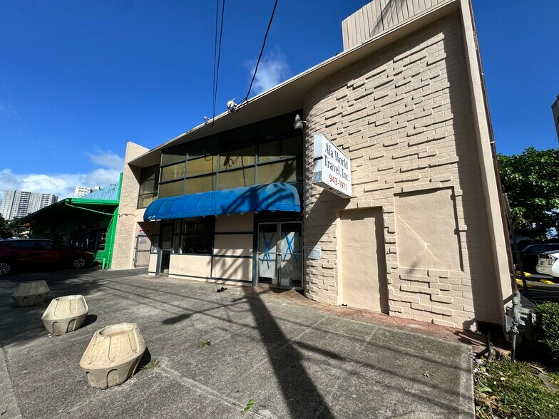 More Photos Of 1614 Kalakaua Ave, Honolulu Freestanding For Lease